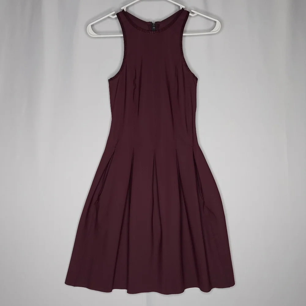 Lululemon Dress 4 Maroon‎ Tennis Skater Here To There Travel Discontinued Rare